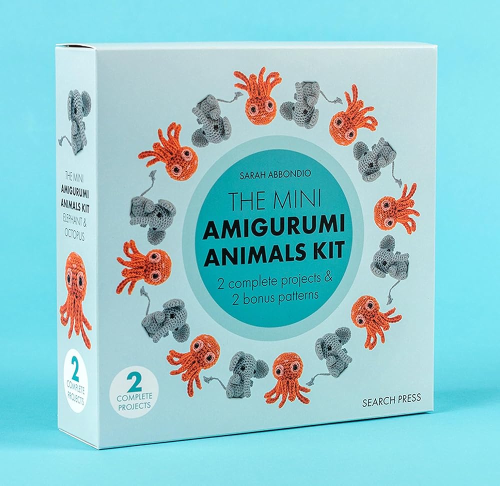 Mini Amigurumi Animals Kit: 2 complete projects & 2 bonus patterns by Sarah Abbondio
