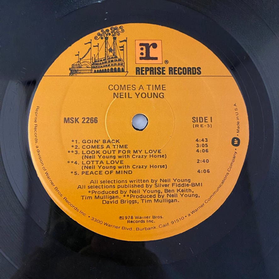 Neil Young – Comes A Time LP USED VG++/VG - Image 4